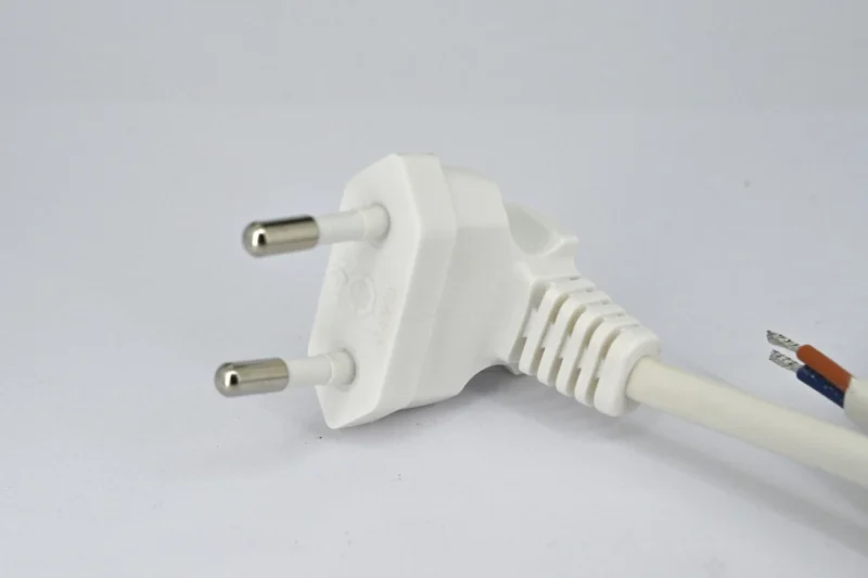 90 degree Euro AC power cord white (1440)